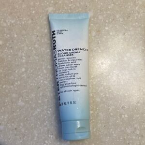 Peter Thomas Roth Water Drench Cloud Cream Cleanser - Pale Blue Tube